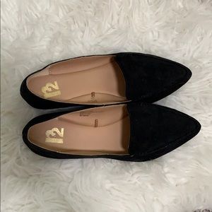 R2 Pointy Toe Flats size 7